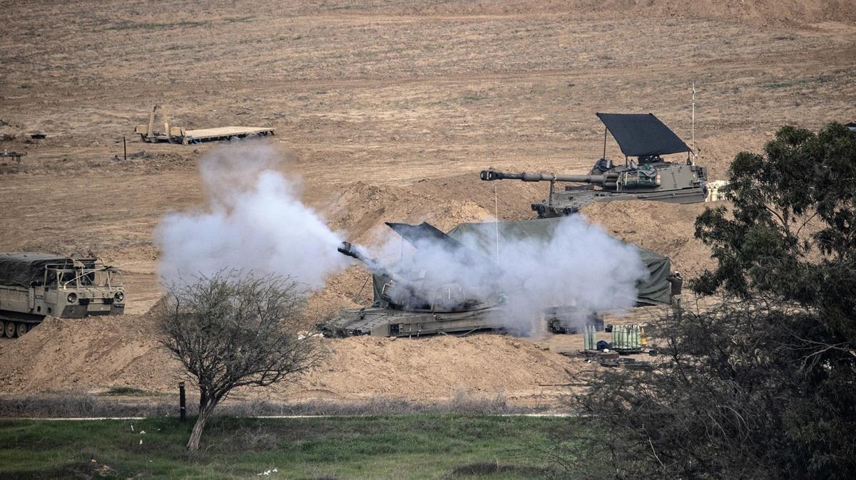 srail ordusu, Gazze'de esir tutulan 3 srail askerinin ''dost ateiyle'' ldrlmesinden sorumlu olduunu kabul etti