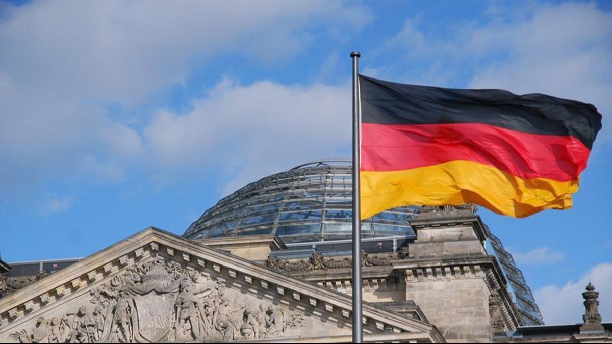 Almanya'dan, srailli bakanlarn ''Filistinlilerin Gazze dna yerletirilmesi'' talebine tepki