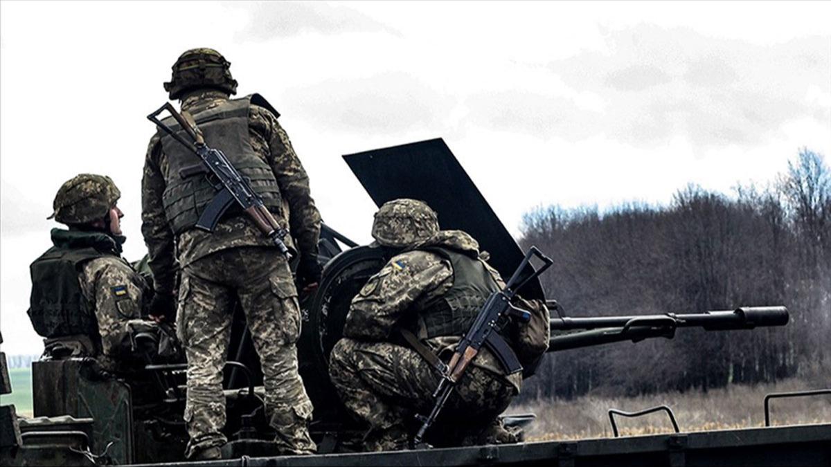 Ukrayna ordusunda yaklak 262 milyon dolarlk ihlal tespit edildi