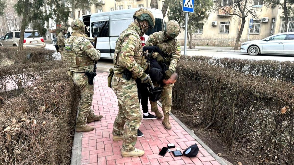 Krgzistan'da iktidar devirmeye ynelik hazrlk yapan gruba operasyon dzenledi