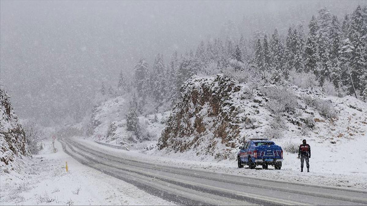 Meteoroloji Trkiye'nin dousu iin kuvvetli ve youn kar ya uyarsnda bulundu