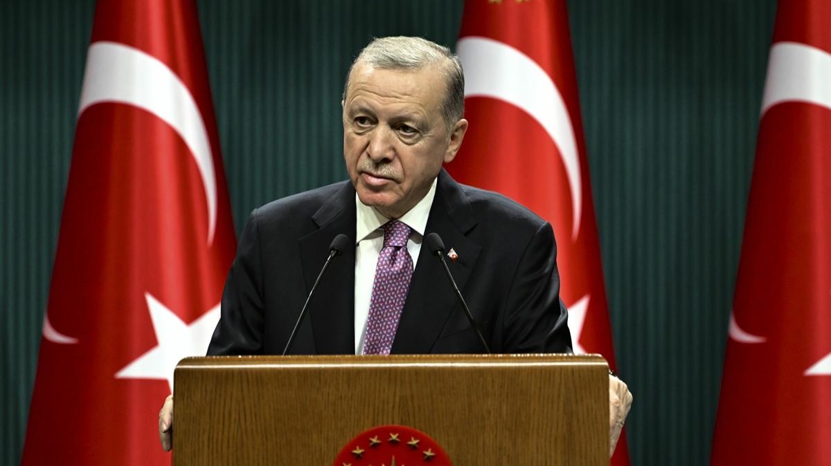 Cumhurbakan Erdoan'dan emekliye mjde: En dk maa 10 bin TL'ye ykseldi