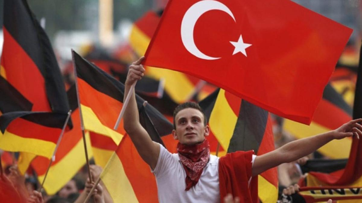 Almanya'da Trklerden ''DAVA'' siyasi hareketi