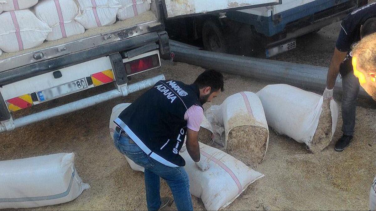 Adana'da uyuşturucu operasyonunda 7 kilogram 400 gram esrar ele geçirildi
