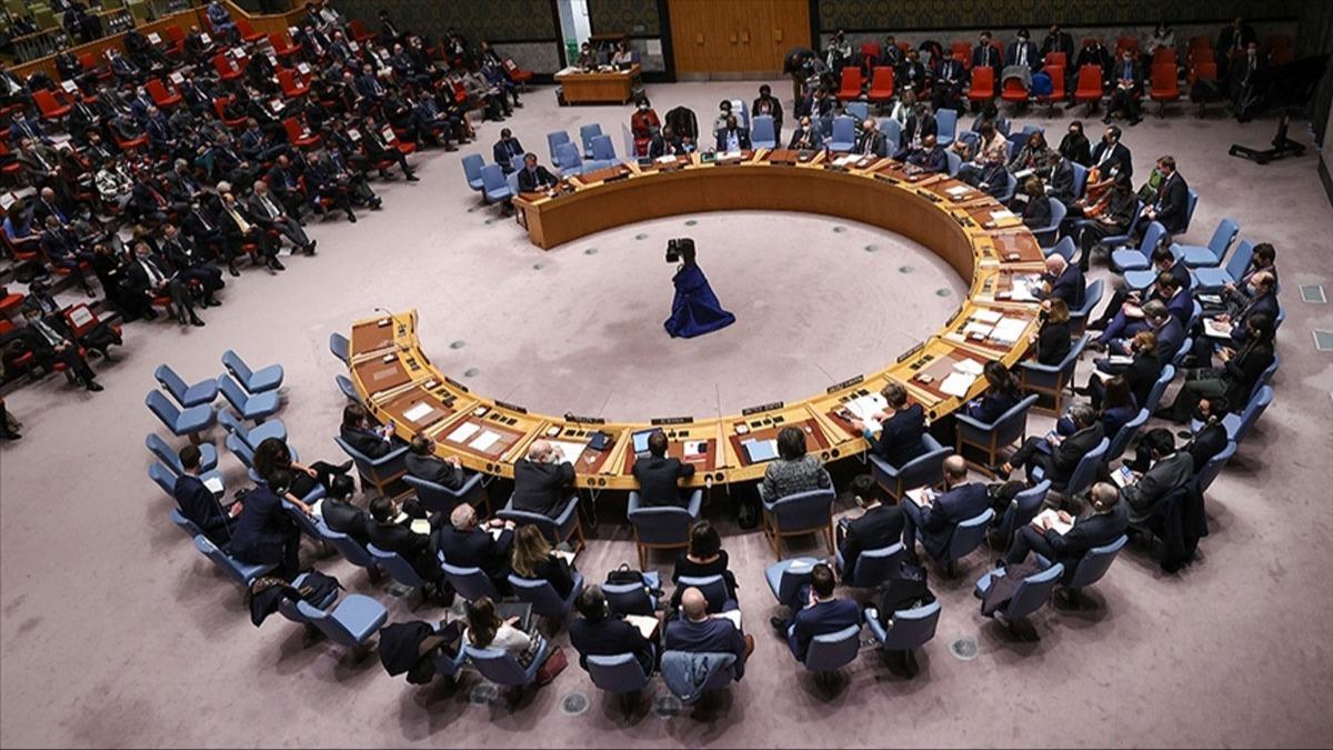 Gney Kore'den BM'ye fze tehditleri konusunda ''Sessizliinizi bozun ars