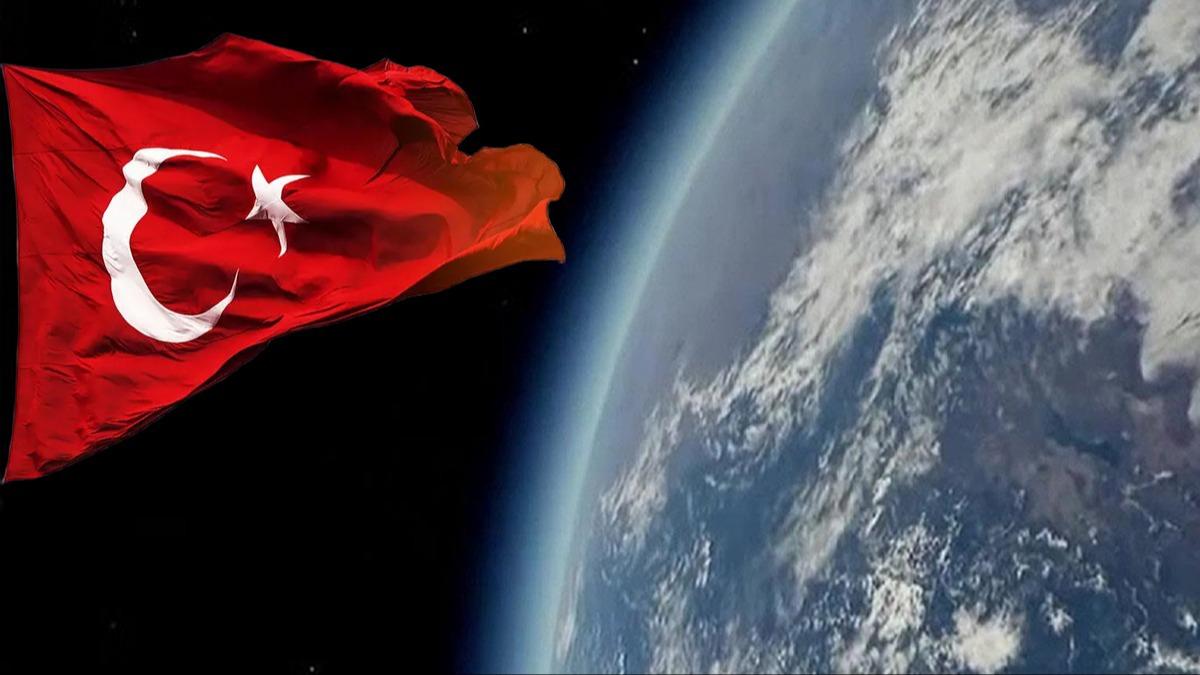 Heyecanlandran paylam... Trkiye'nin uzay a hamleleri hayran brakt