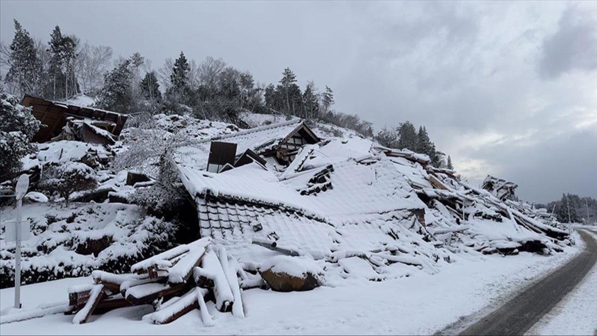 Japonya'daki depremlerin ardndan meydana gelen hasar 2,6 trilyon yen olarak hesaplad