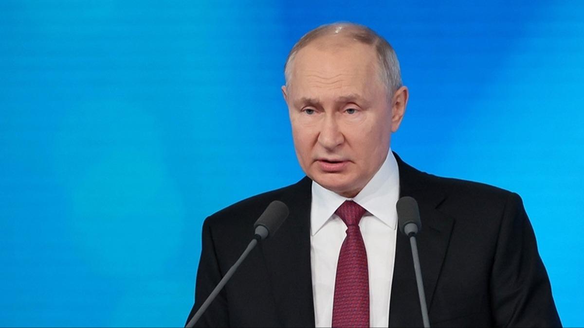 Putin'den '2. Dnya Sava' k: Tamamen yok etmek iin elimizden geleni yapacaz