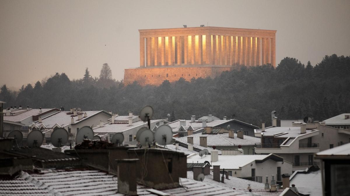 Ankara'da kar ya etkili oldu