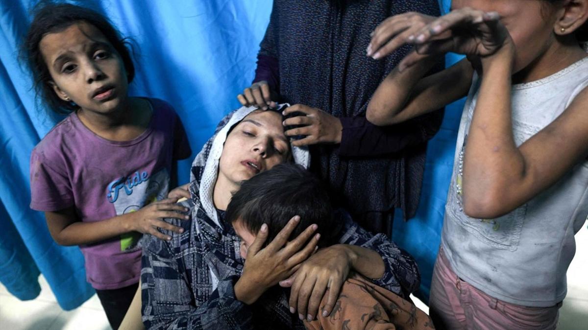 srail soykrmnda yaralanan Gazzeli ocuklar tedavi iin talya'ya getirildi
