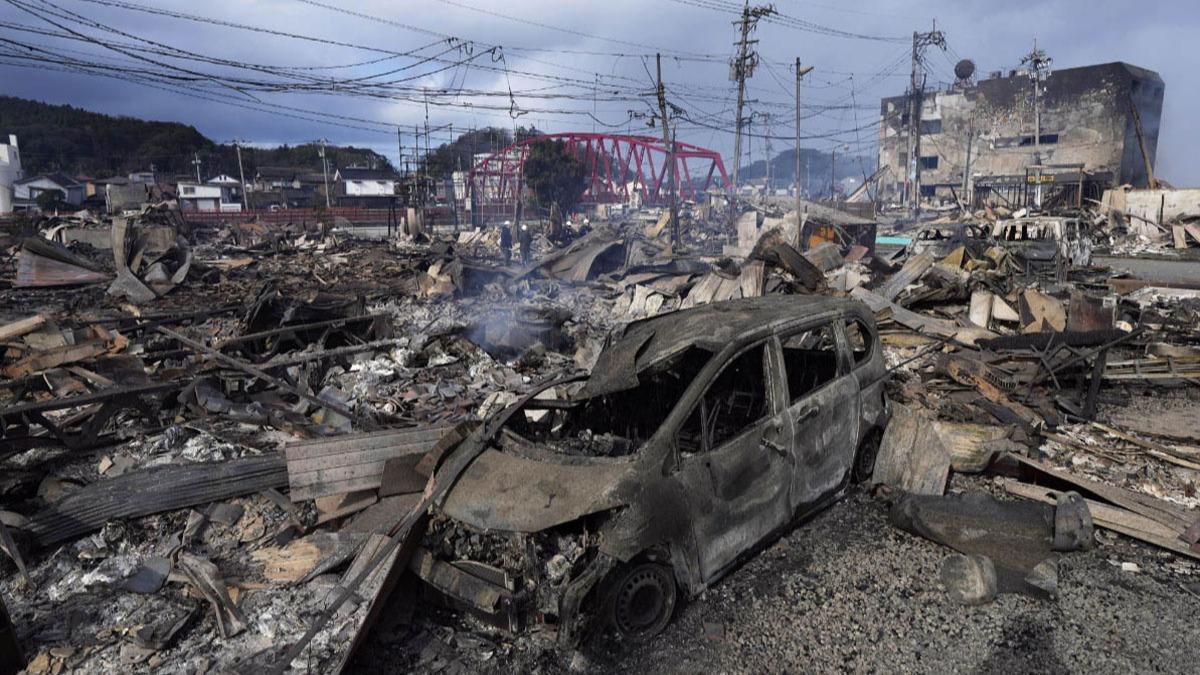 Japonya'da yaanan depremlerde hayatn kaybedenlerin says 238'e ykseldi