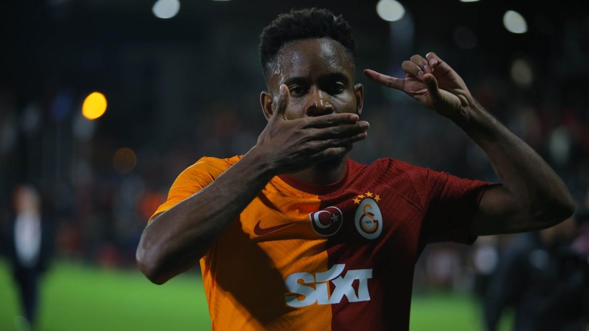 te Cedric Bakambu'nun Galatasaray kariyeri! 16 mata yalnzca 2 gol 
