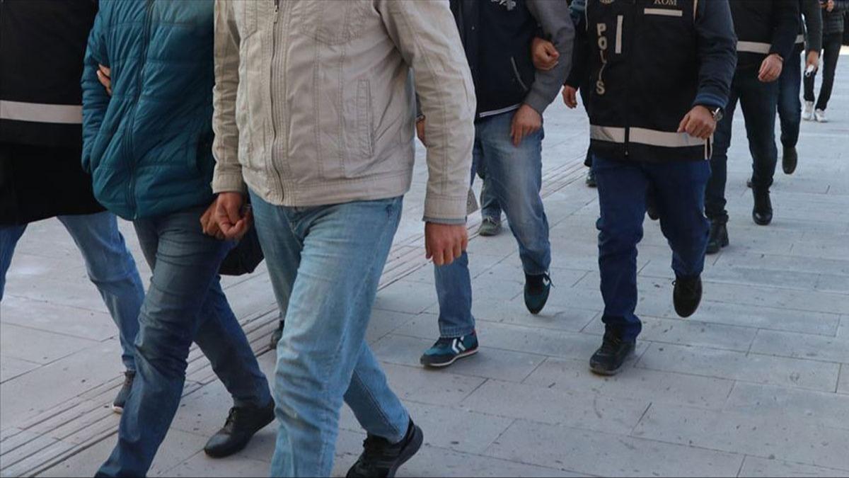 Diyarbakr'da dzenlenen ''Pusula'' operasyonunda 10 pheli yakaland