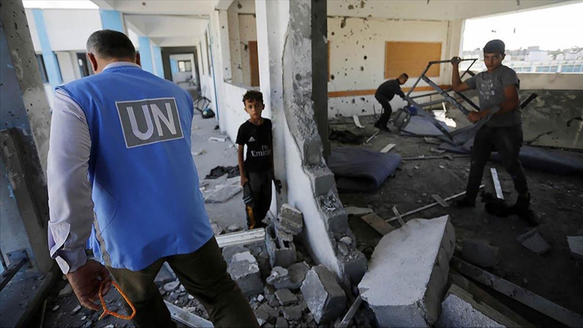 UNRWA, Gazze'de eğitim alamayan çocukların geleceğinin tehlikede olduğunu belirtti 