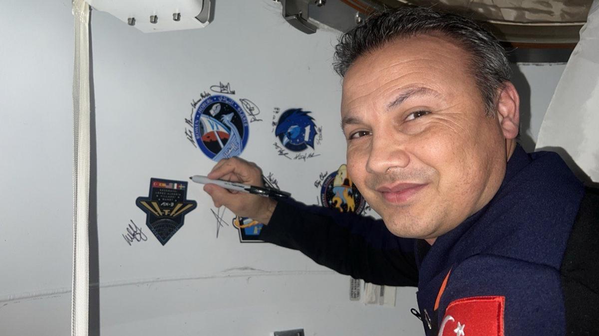 Türkiye'nin ilk astronotu Gezeravcı: Uzayın sonsuzluğunda Türk imzası