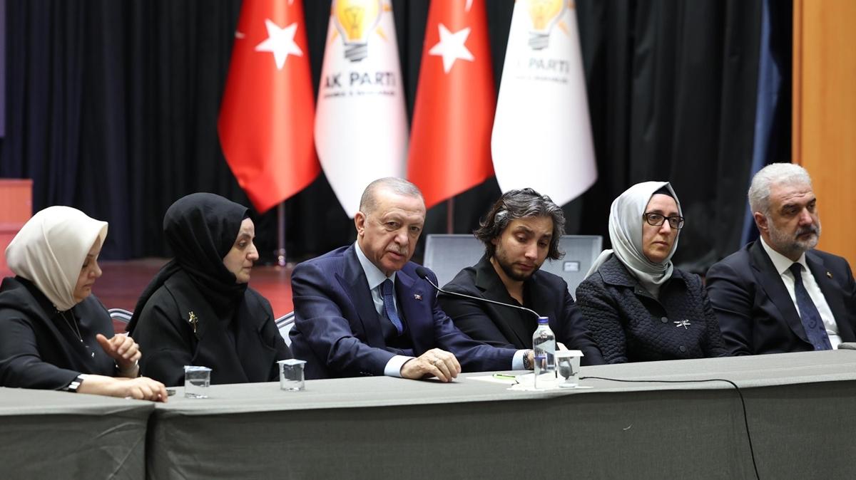 Cumhurbakan Erdoan'dan AK Parti stanbul l Bakanlna taziye ziyareti