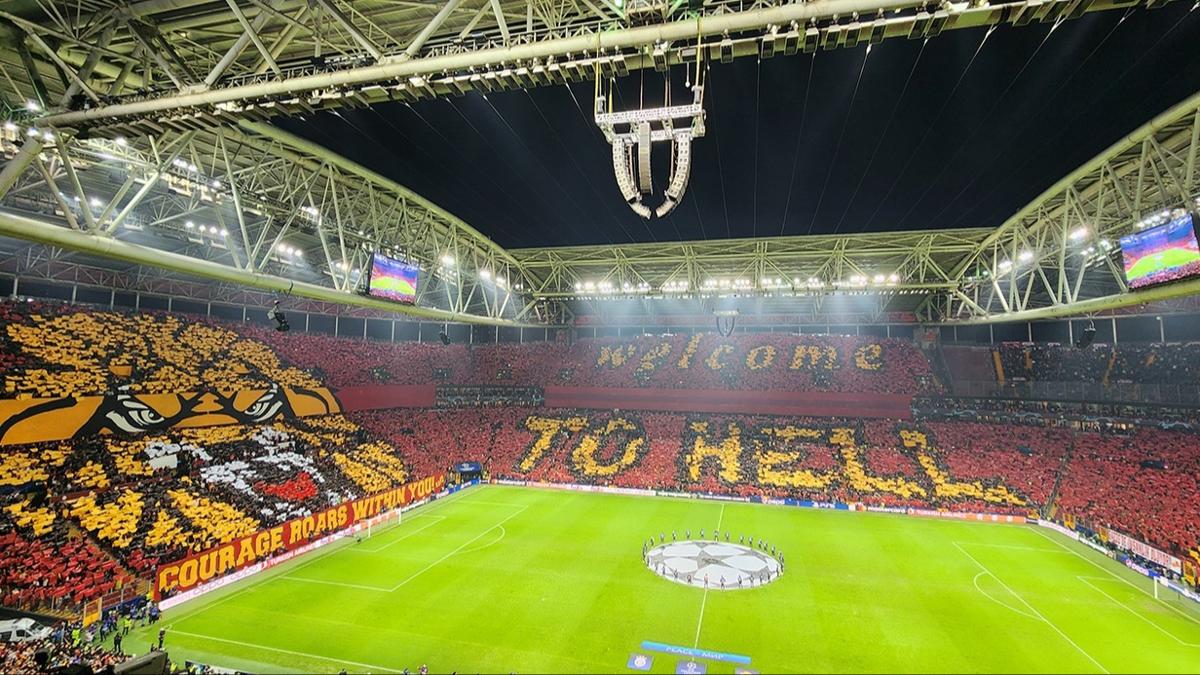 Galatasaray'dan Sparta Prag'a jet cevap!