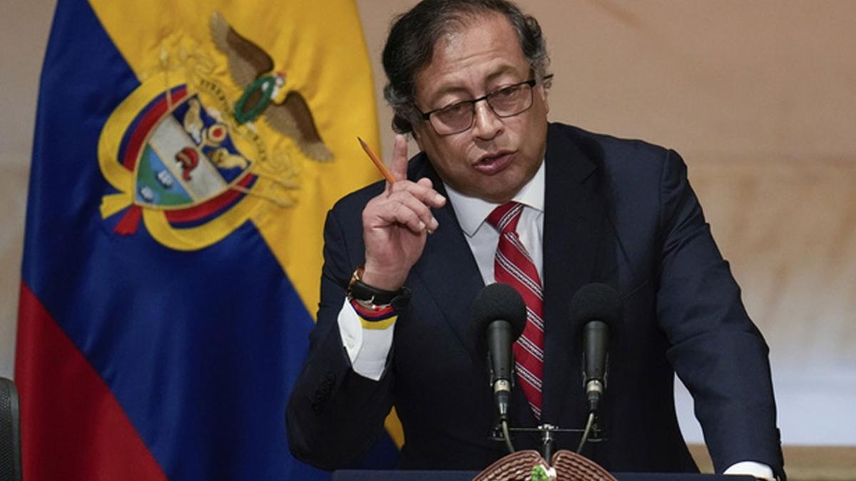 Kolombiya Cumhurbakan Petro'dan ''soykrm'' tepkisi