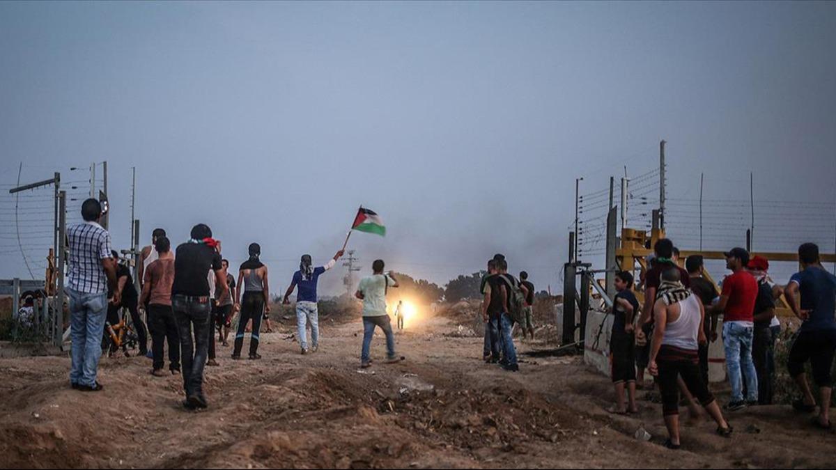 srail askerleri igal altndaki Nablus'ta bir Filistinliyi ldrd