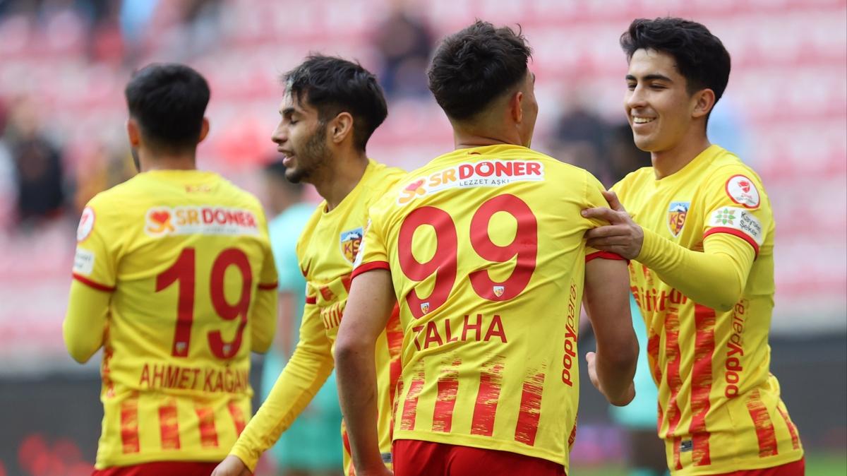 Kayserispor, Sper Lig'de 10 hafta sonra galibiyet ald