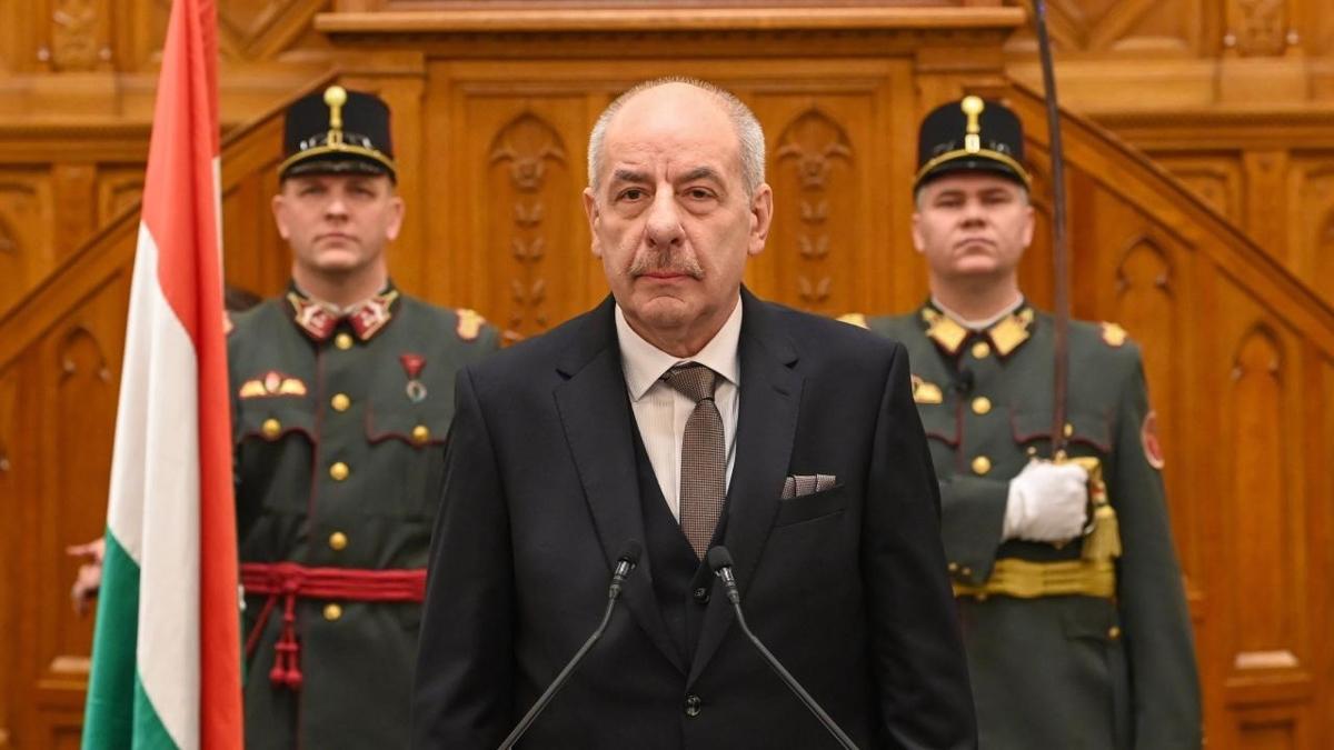 Macaristan'n yeni Cumhurbakan Tamas Sulyok oldu 