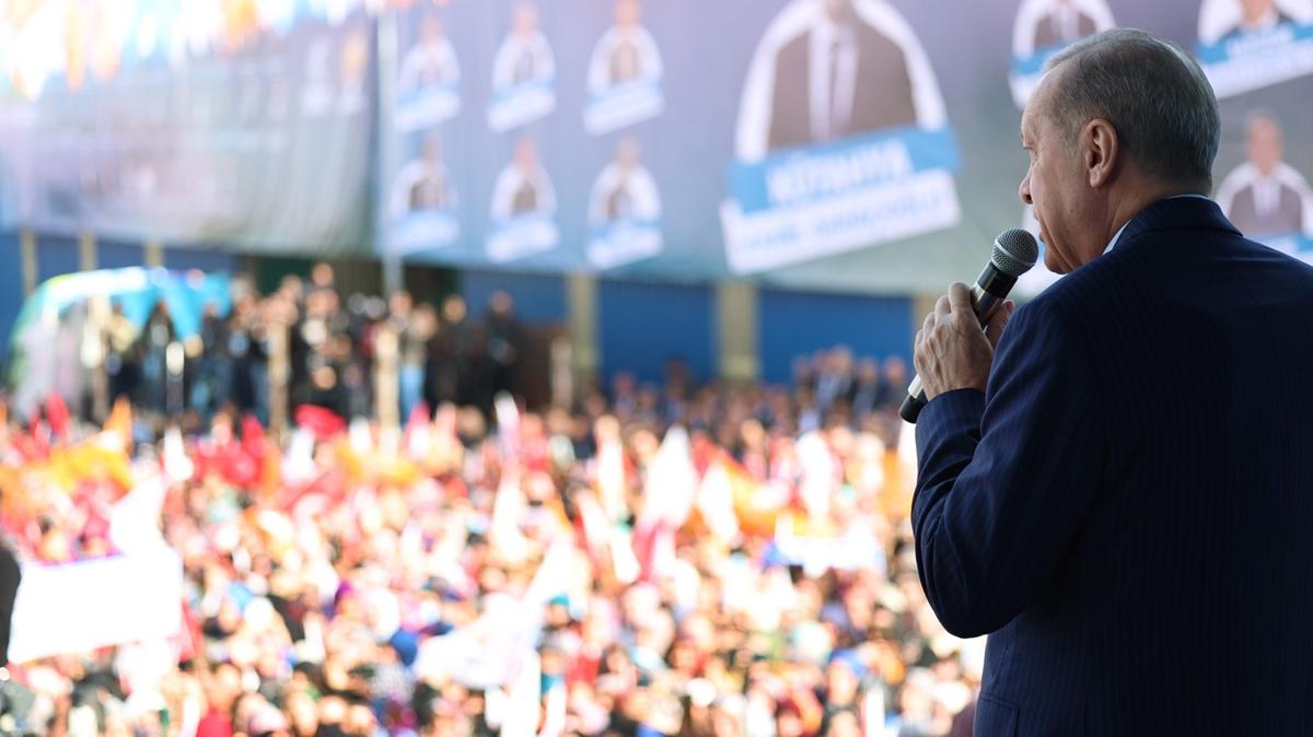Cumhurbakan Erdoan: Meydan kirli ittifaklarn karanlk hesaplarna brakmayacaz
