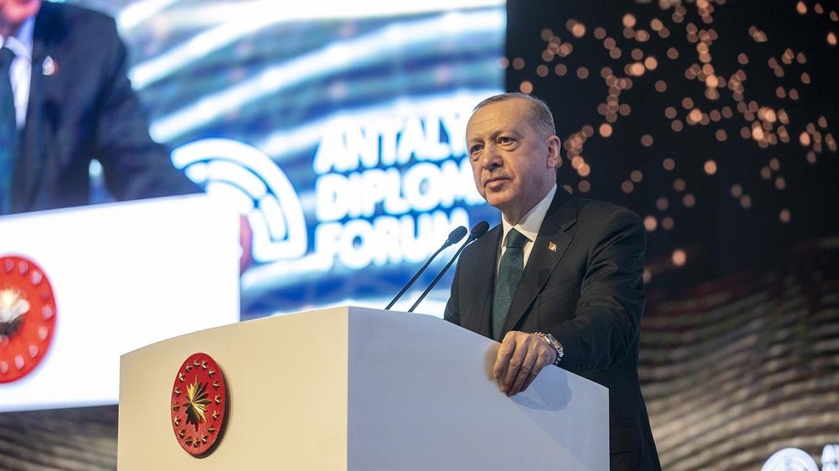 Diplomasinin kalbi Antalya'da atacak: Bakan Erdoan'n da katlaca Antalya Diplomasi Forumu balyor