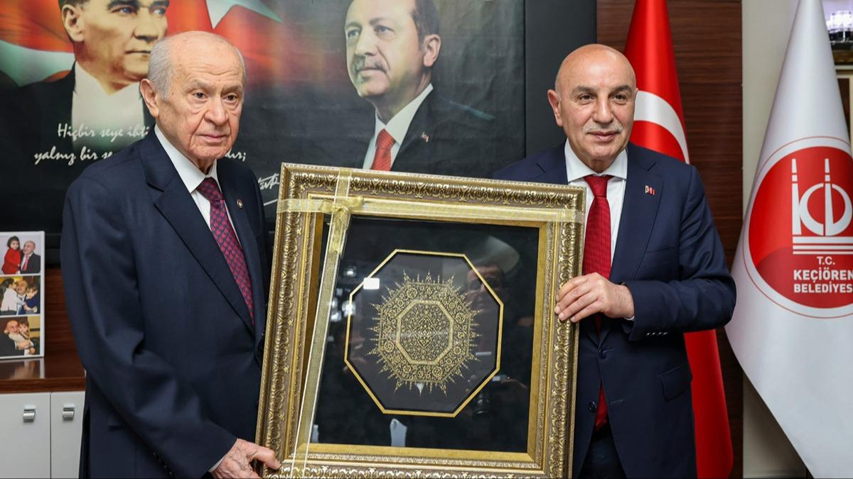 MHP Lideri Baheli'den Cumhur ttifak aday Altnok'a srpriz destek