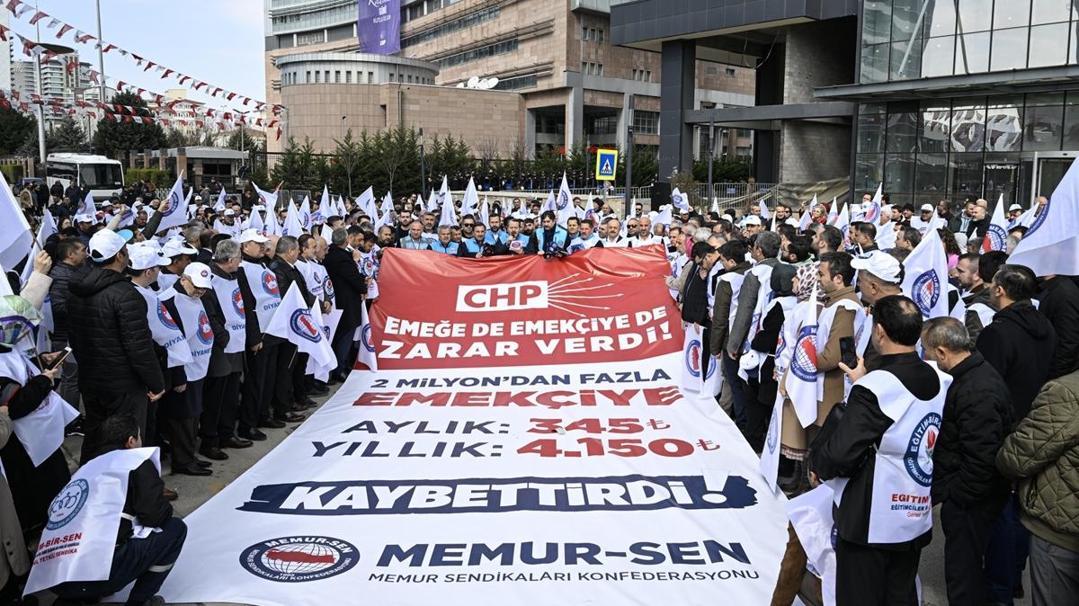 Memurlardan CHP'ye ''toplu szleme ikramiyesi'' protestosu: ''Reklam yz ile gerek yz birbirini tutmuyor''