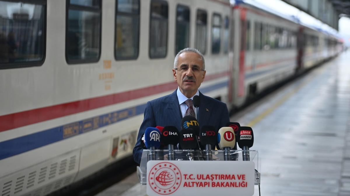 Ankara-Sivas YHT hattna hizmet verecek iki gar binas ald
