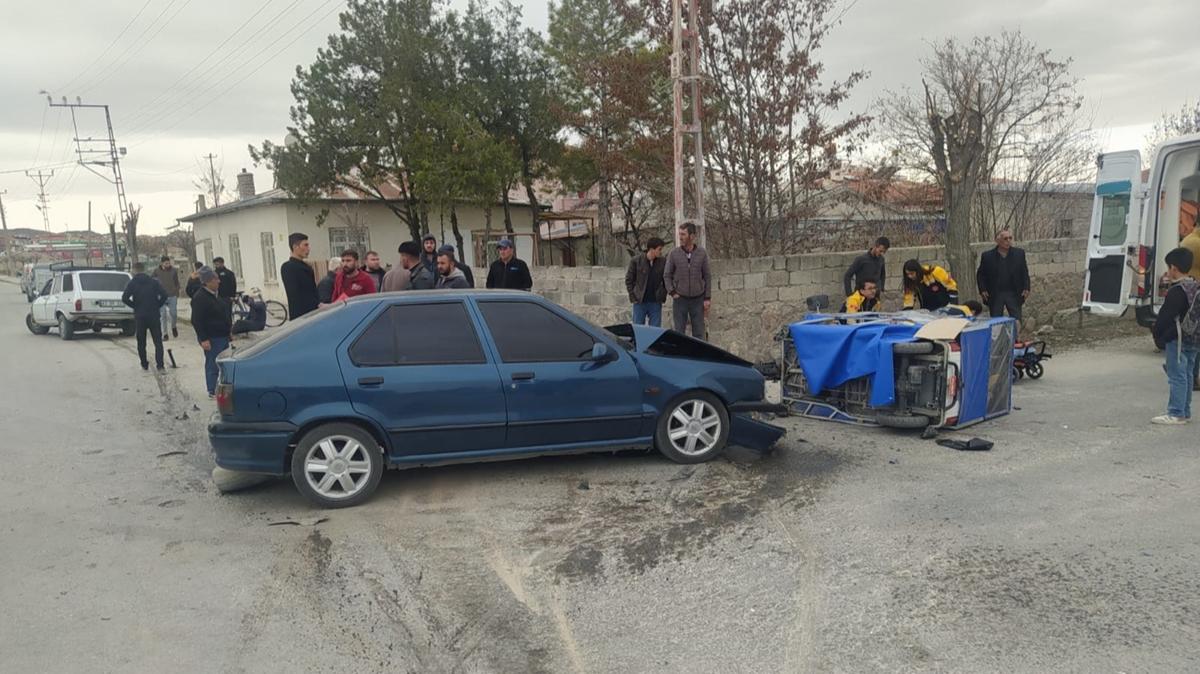 Konya'da zincirleme trafik kazas! Yaralanan 4 kii hastaneye kaldrld 