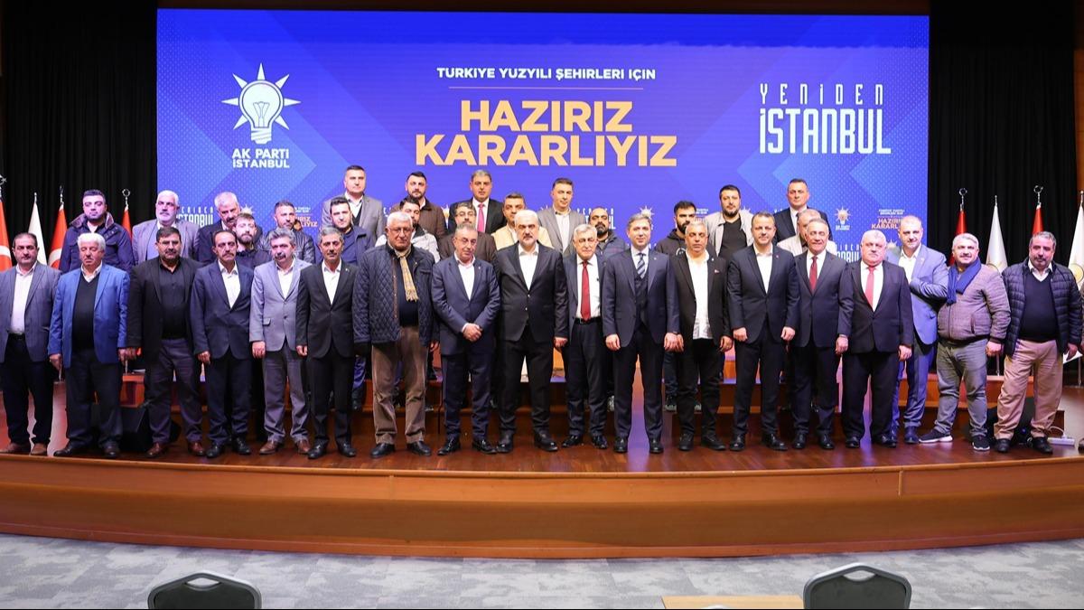 CHP'de istifa dalgas sryor: 400 kii AK Parti'ye katld 