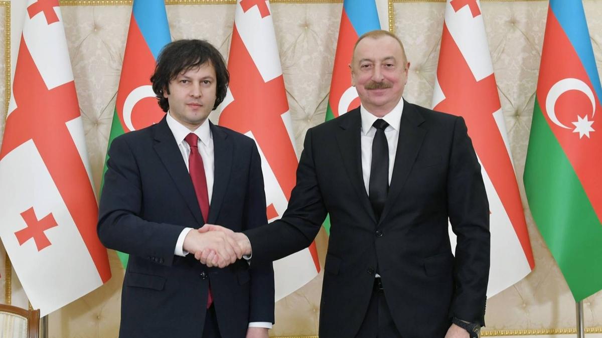 Azerbaycan Cumhurbakan Aliyev: Birok lkenin enerji gvenliini salamaya devam edecek