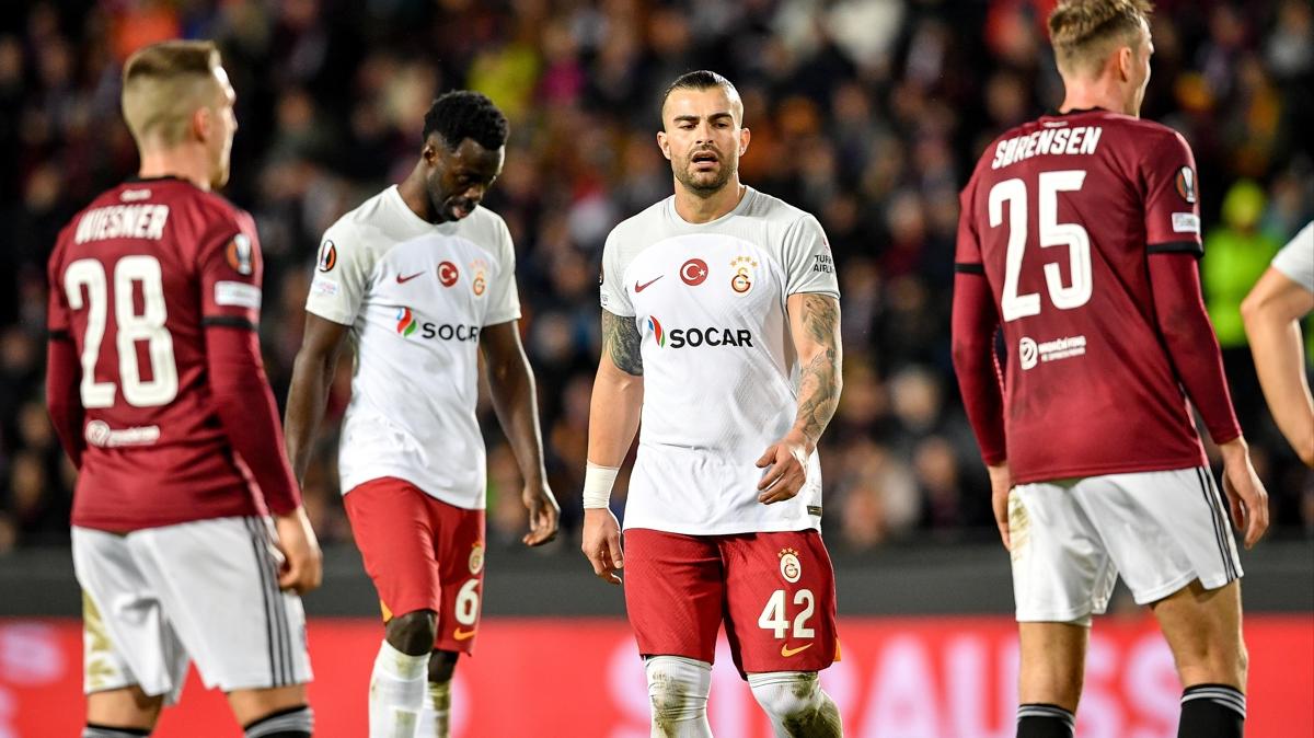 Galatasaray'da savunma hattn alarm veriyor