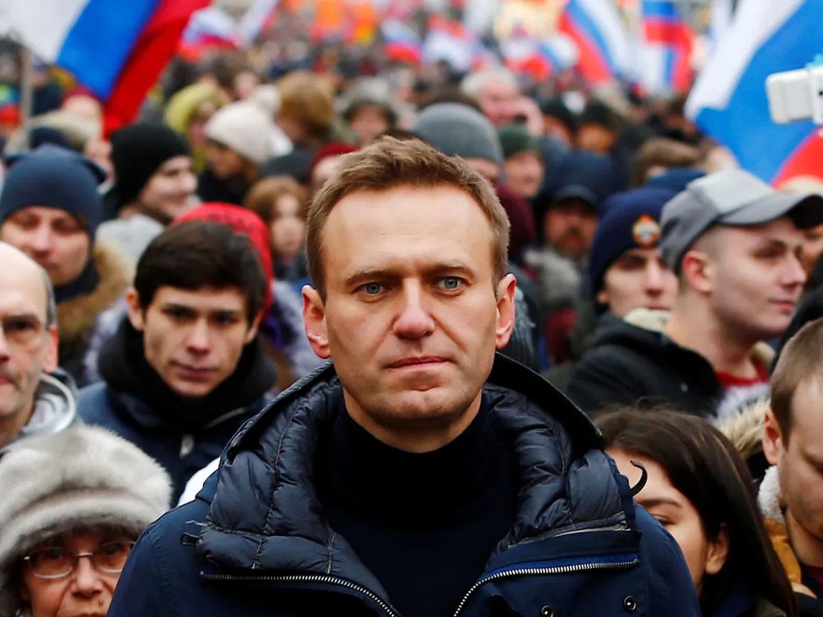 Sözde demokrasi savunucularının kahramanı Navalniy kimdi?