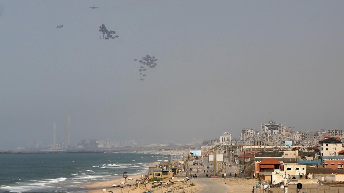 Gazze'ye havadan yardm indirildi 