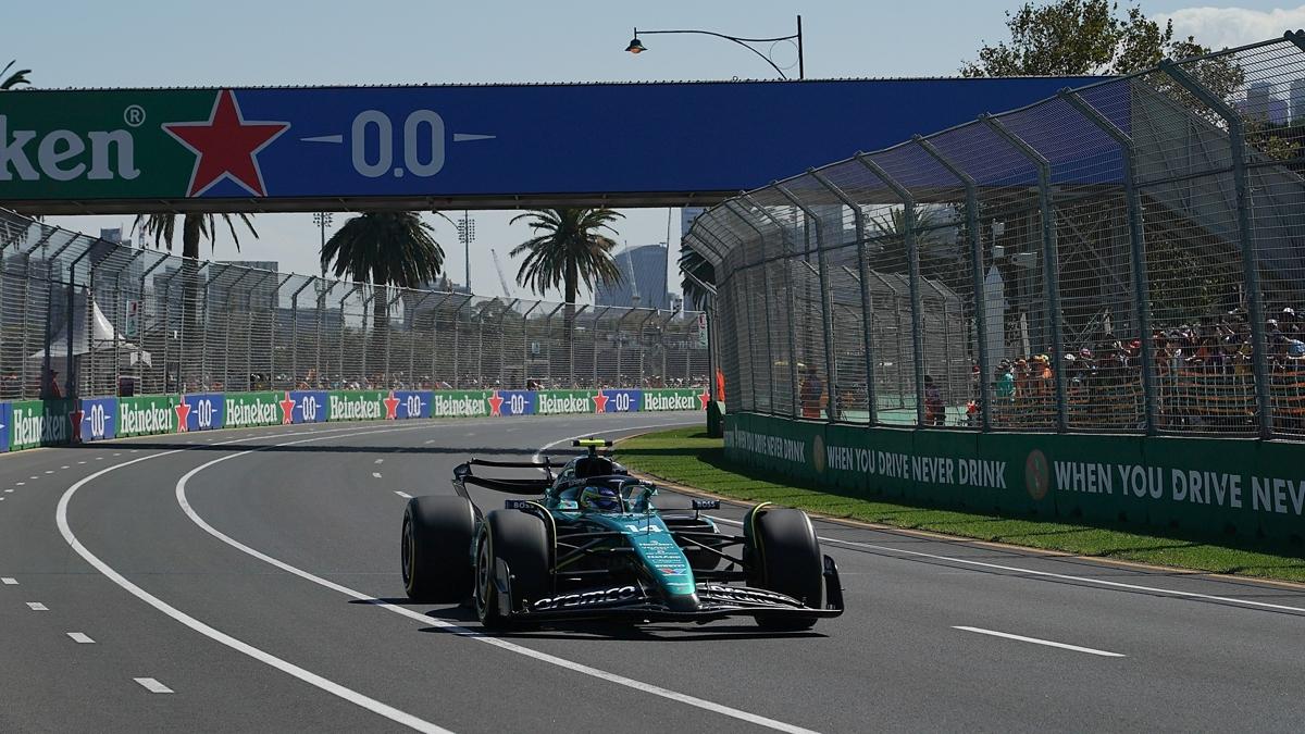 Formula 1'in sradaki dura Avustralya