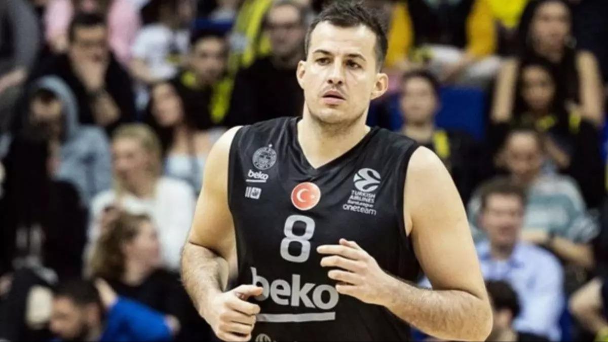 Nemanja Bjelica basketbola veda etti