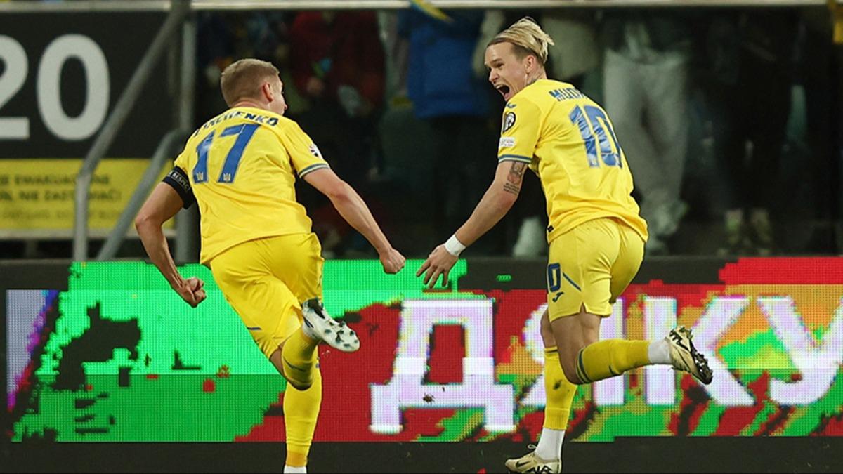 Ukrayna, EURO 2024 biletini kapt!