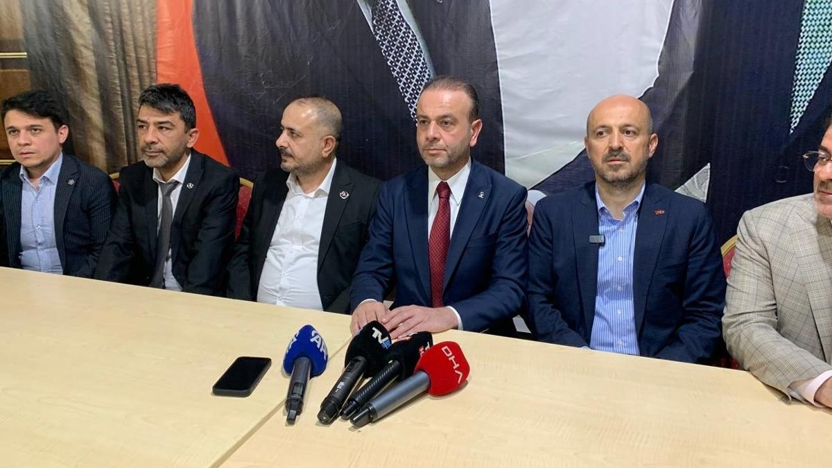 Adana'da BBP aday AK Parti lehine adaylktan ekildi 