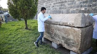 Diyarbakr'daki restorasyon almalar kapsamnda Roma dnemine ait lahit bulundu