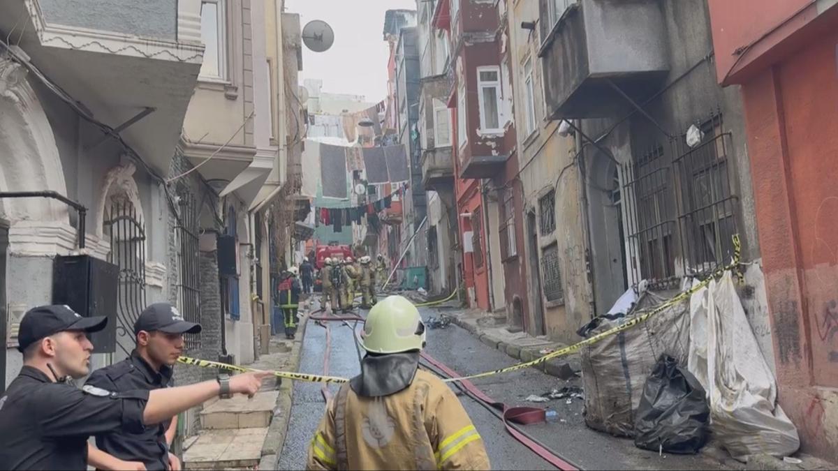 Beyolu'nda 5 katl binada kan yangn kontrol altna alnd