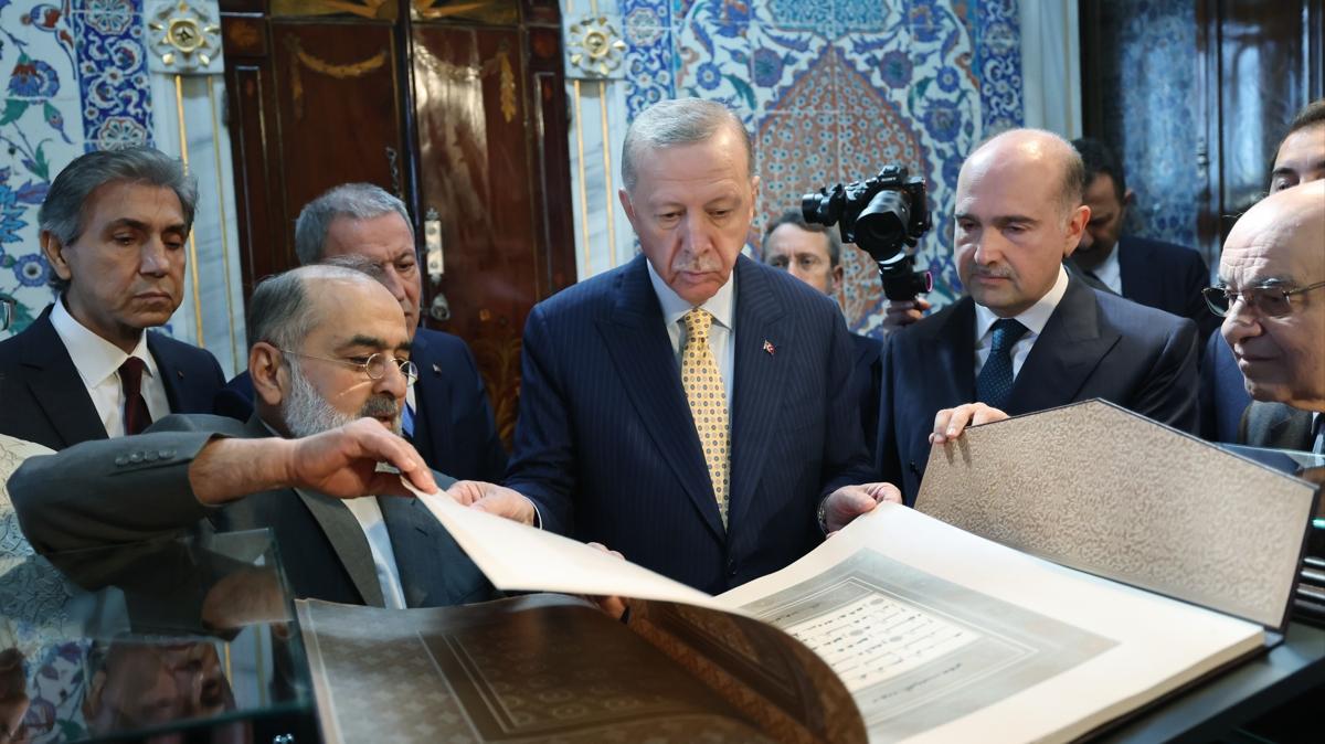 Cumhurbakan Erdoan, Hrka-i Saadet'i ziyaret etti: Destimal trenine katld