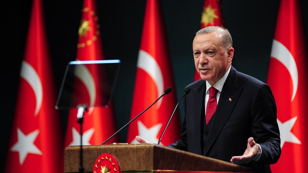 Cumhurbakan Erdoan'dan Kadir Gecesi paylam 