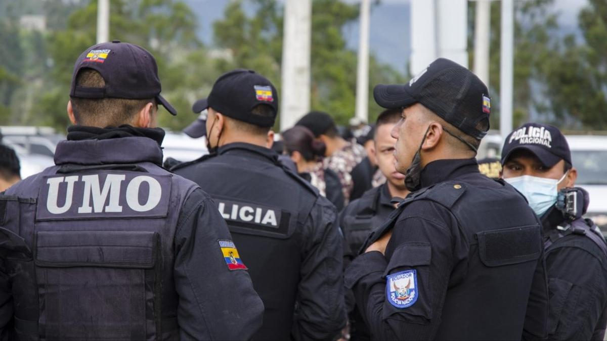 Ekvador ile Meksika arasnda byk kriz! Polis bykelilii bast