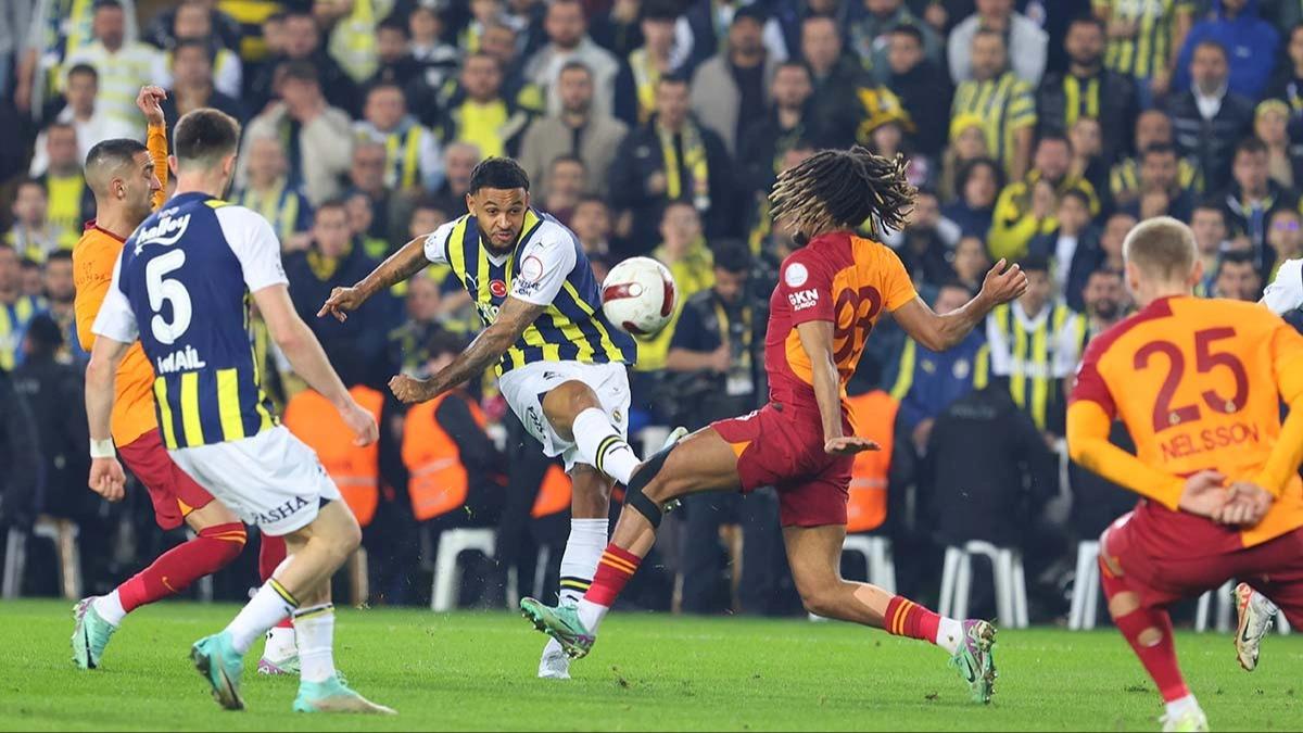 Galatasaray son 10 mata Fenerbahe'yi sollad