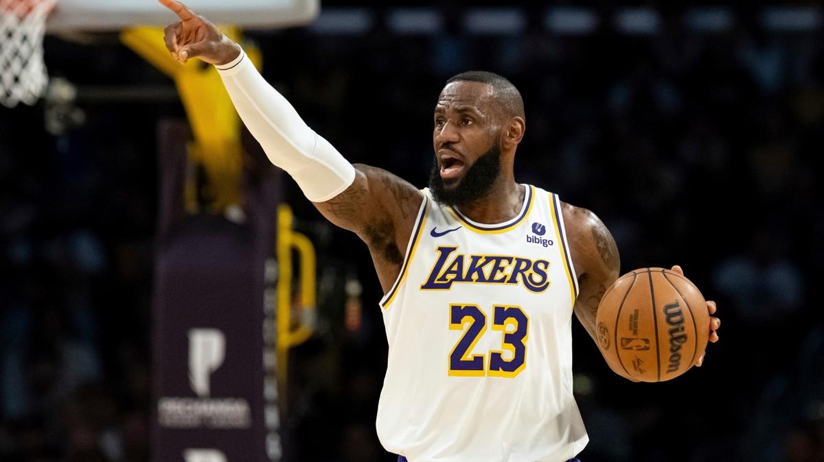 Los Angeles Lakers, Cleveland karsnda farka kotu