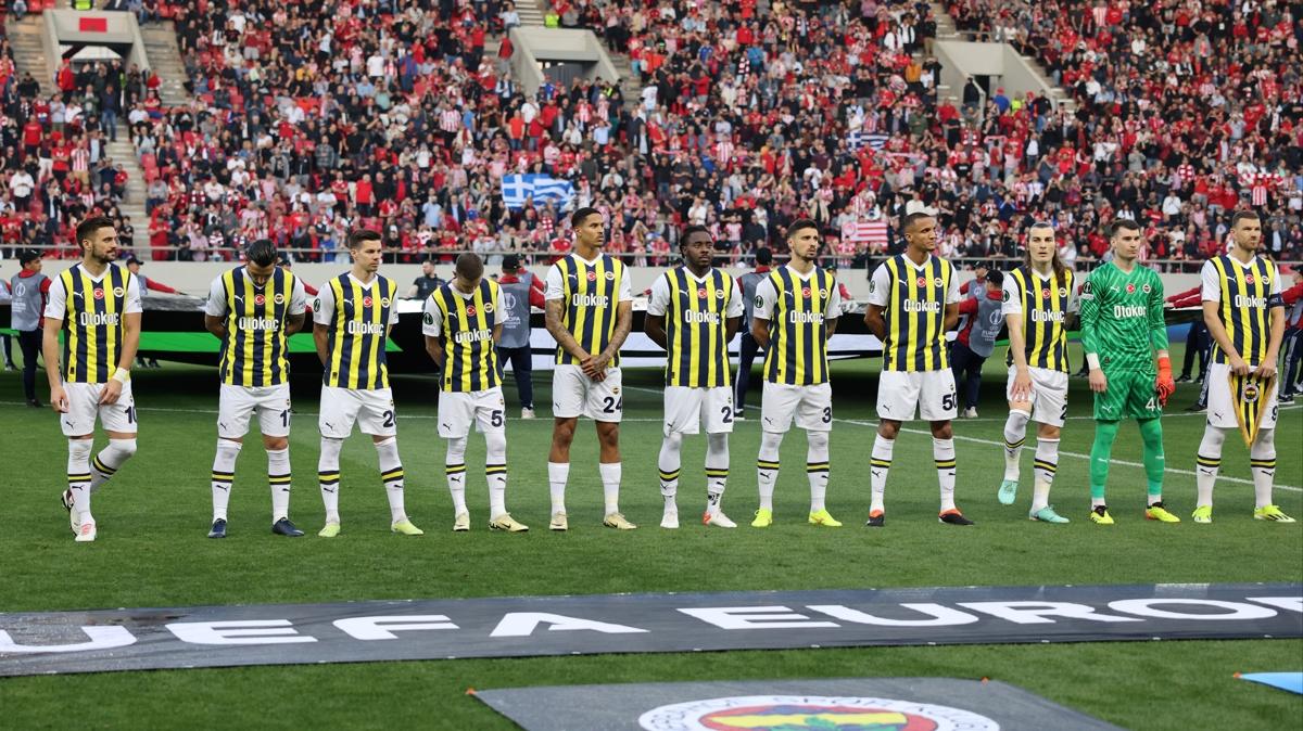 Fenerbahe yar final iin i saha avantajna gveniyor