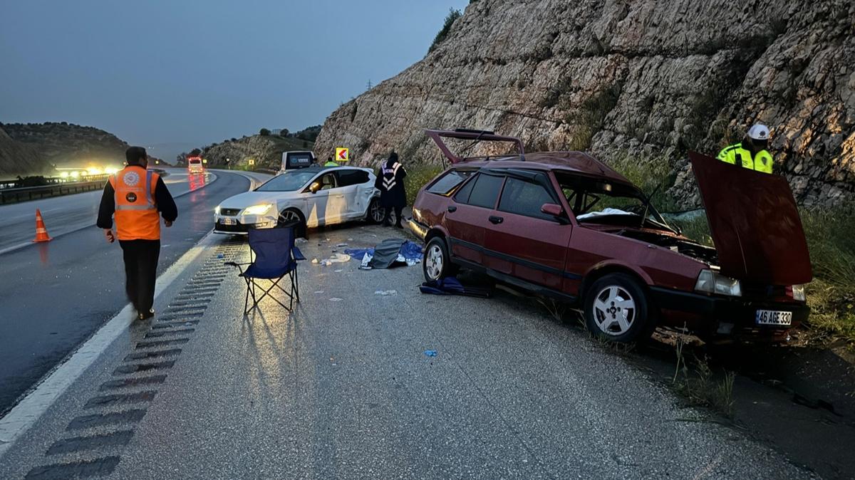 TAG Otoyolu'nda trafik kazas: 2 l, 7 yaral 