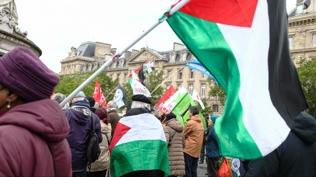 Fransa'da bir src Filistin'i destekleyen gstericilere saldrd